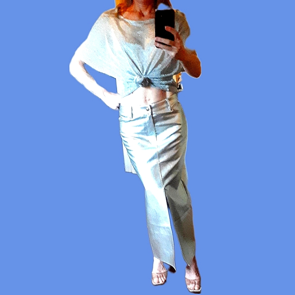 Vintage silver metallic tshirt style top